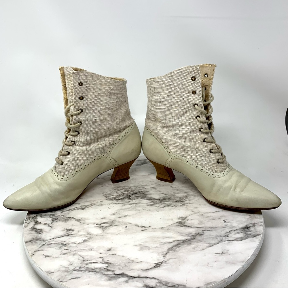 VTG Nine West Lace Up Two Tone Pointed Toe Boots 7.5 Victorian Edwardian Cosplay - Picture 7 of 16
